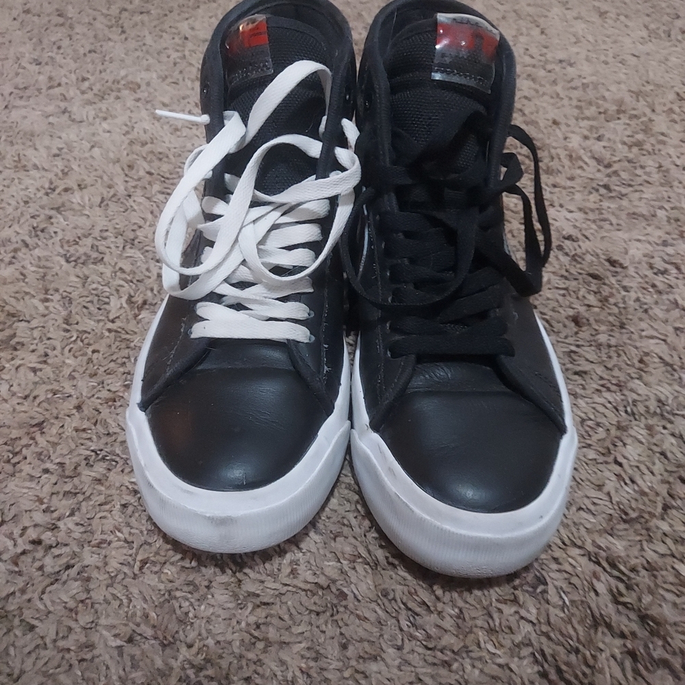 Nike Blasers Size 8.5 Grant Taylor
